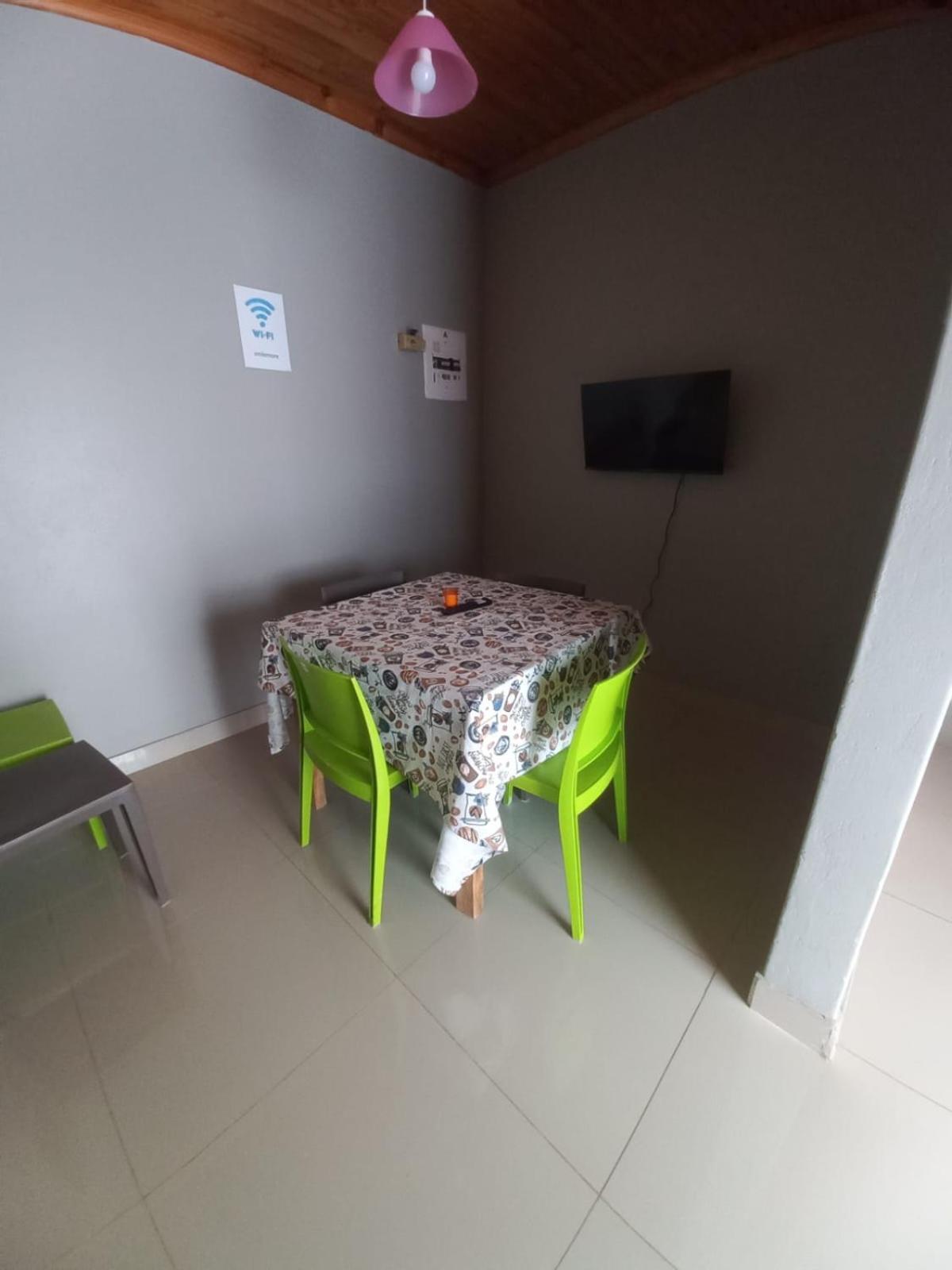 Rocky Hills Guesthouse 피트 레티프 외부 사진